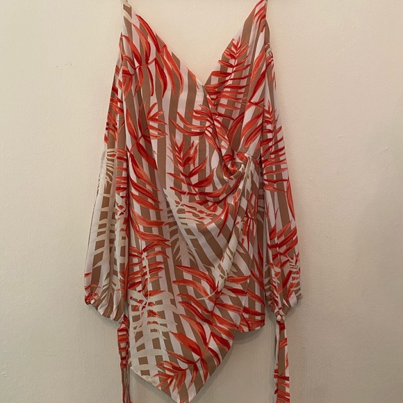 Floral Romper - Picture 2 of 5